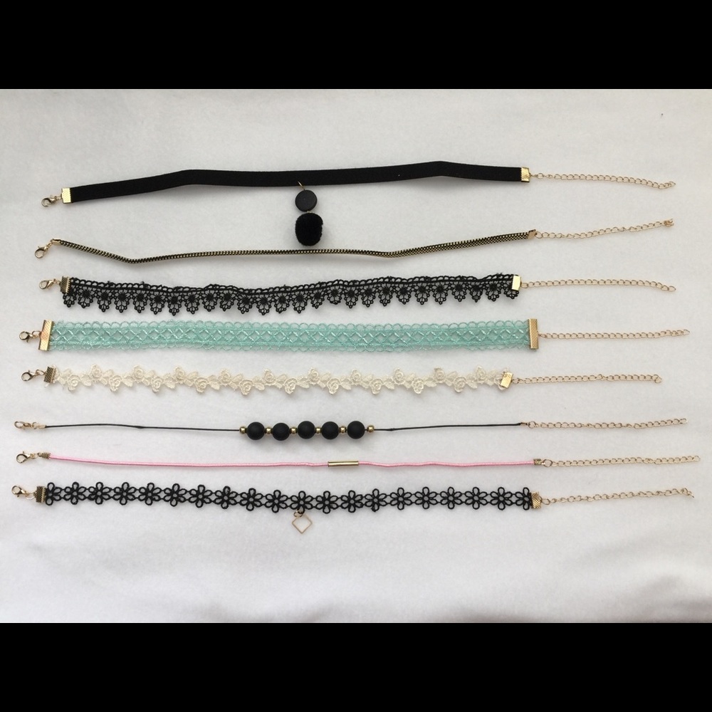 Black choker necklace beads matching earrings - Picture 5 of 5